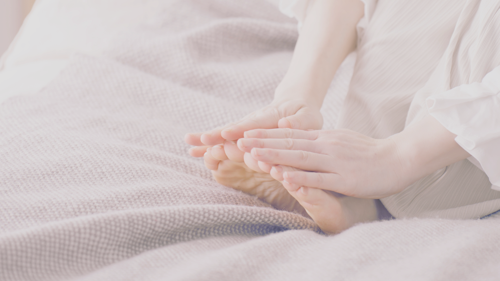 Så tar du hand om dina fötter under vintern – steg för steg